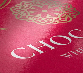 Glänzend laminierte Etiketten